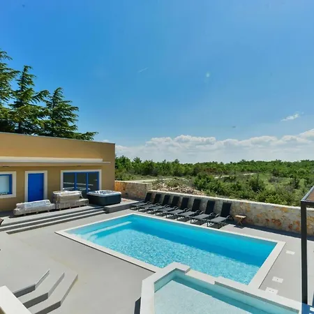 Вилла Re With Pool And Comfortable Slivnica